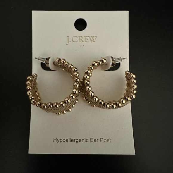 J. Crew Gold Beaded Hoop Earrings new with tags NWT - Picture 2 of 6
